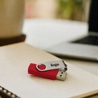 Clé USB personnalisable avec clip rotatif en métal - Twister | pandacola - thumb