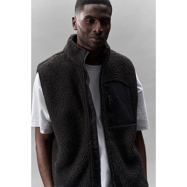 Bodywarmer personnalisé unisexe en polyester recyclé 440T - Fury Bw | pandacola - 1