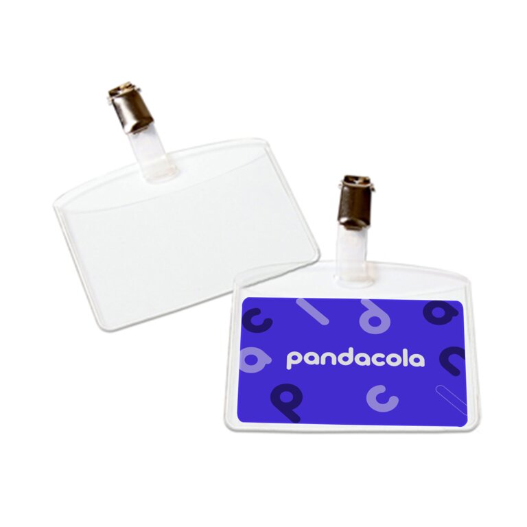 Badge 100% personnalisable en PVC avec porte-badge - Paperplize | pandacolach