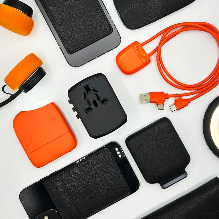 Adaptateur de voyage universel personnalisable - Tripper | pandacolach - 3