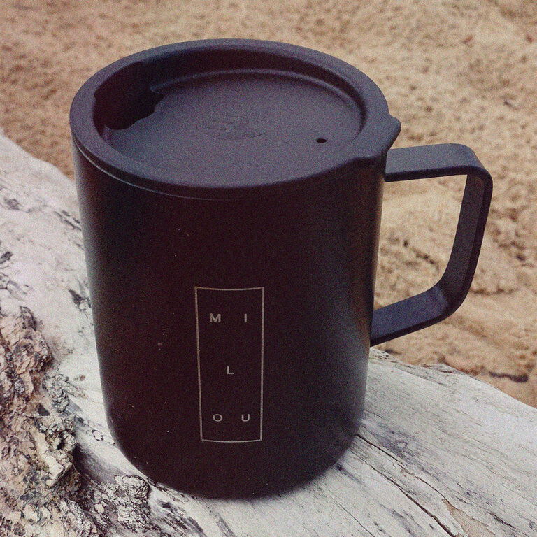 Mug isotherme gravé en acier avec couvercle 400 ml  - Vincent Milou | pandacolach - 1