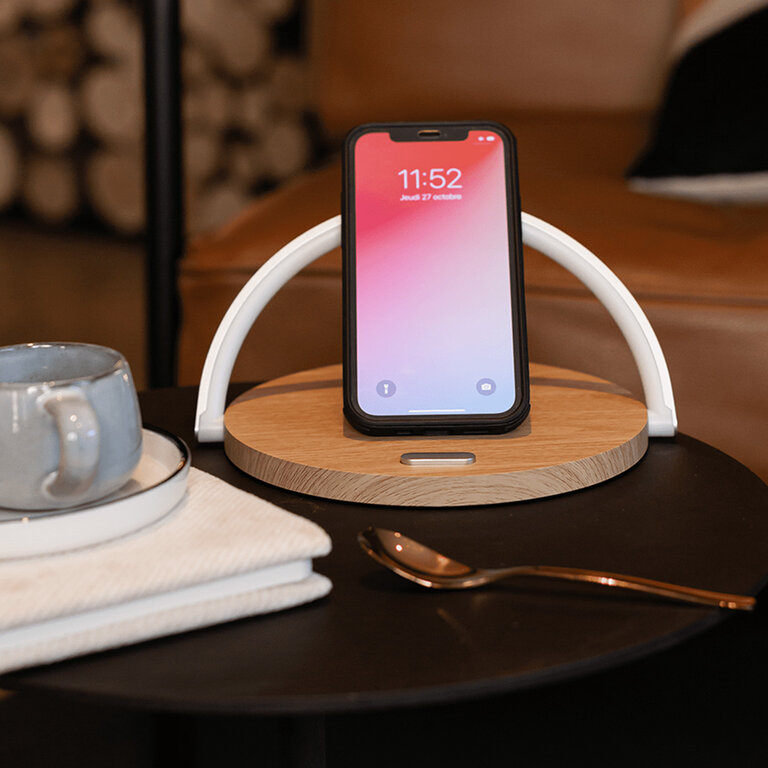 Lampe de chevet personnalisable avec chargeur à induction 10W - Mapo | pandacola