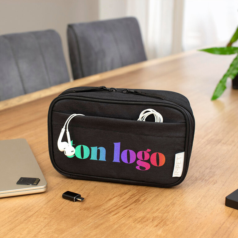 Pochette de voyage personnalisé en rPET - Travel | pandacolach