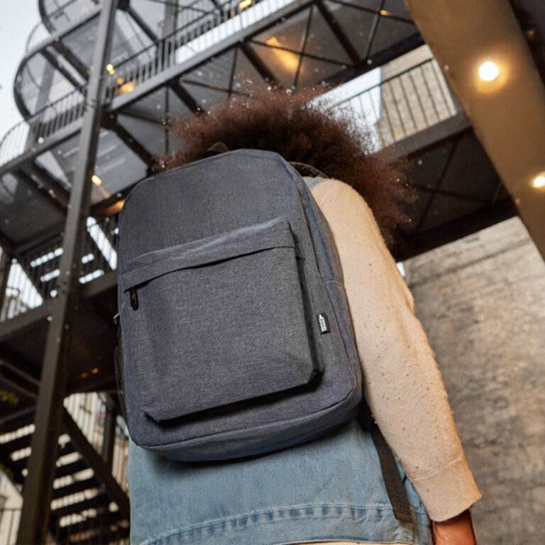 Sac à dos personnlisable en polyester rPET avec poche filet KWOO® - Mikey | pandacolach - 3