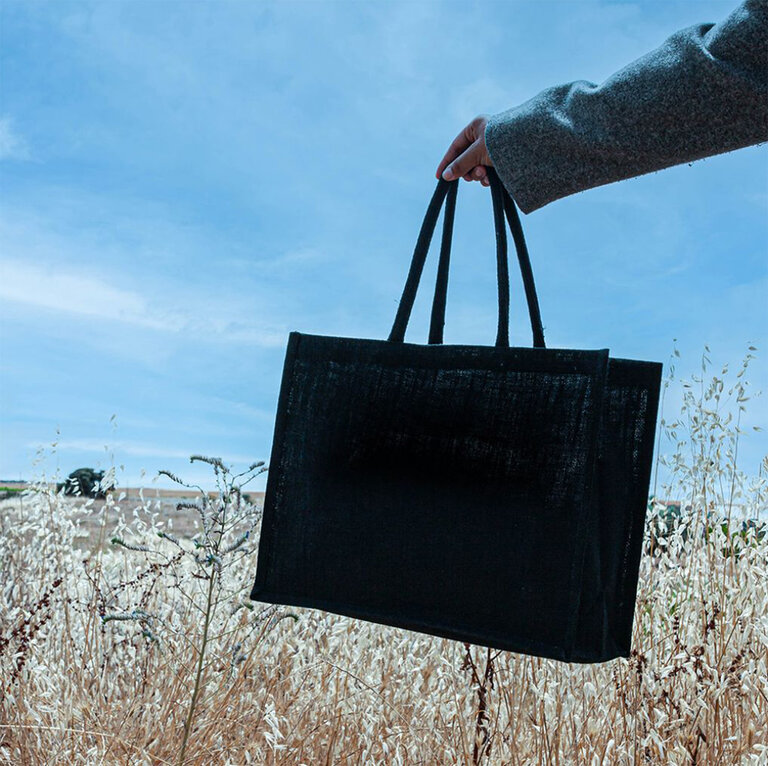 Sac publicitaire en jute noir de 330 gr/m² - Perlou | pandacola - 2