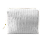 Trousse personnalisable de voyage effet gauffré 20x8x14 cm - Gauffy | pandacolach - thumb