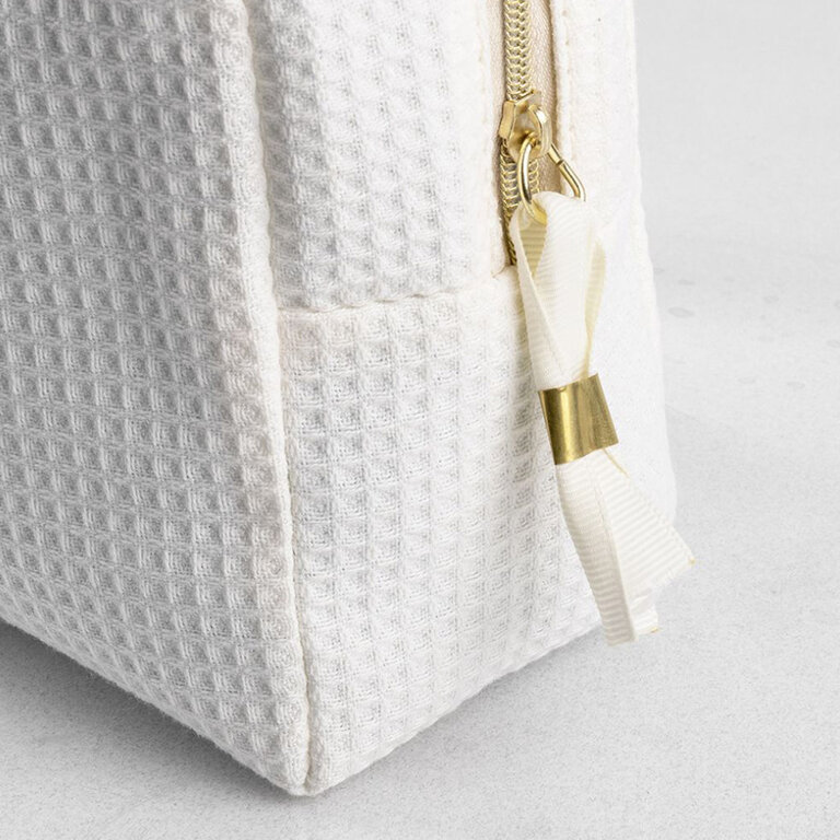 Trousse personnalisable de voyage effet gauffré 20x8x14 cm - Gauffy | pandacolach - 1