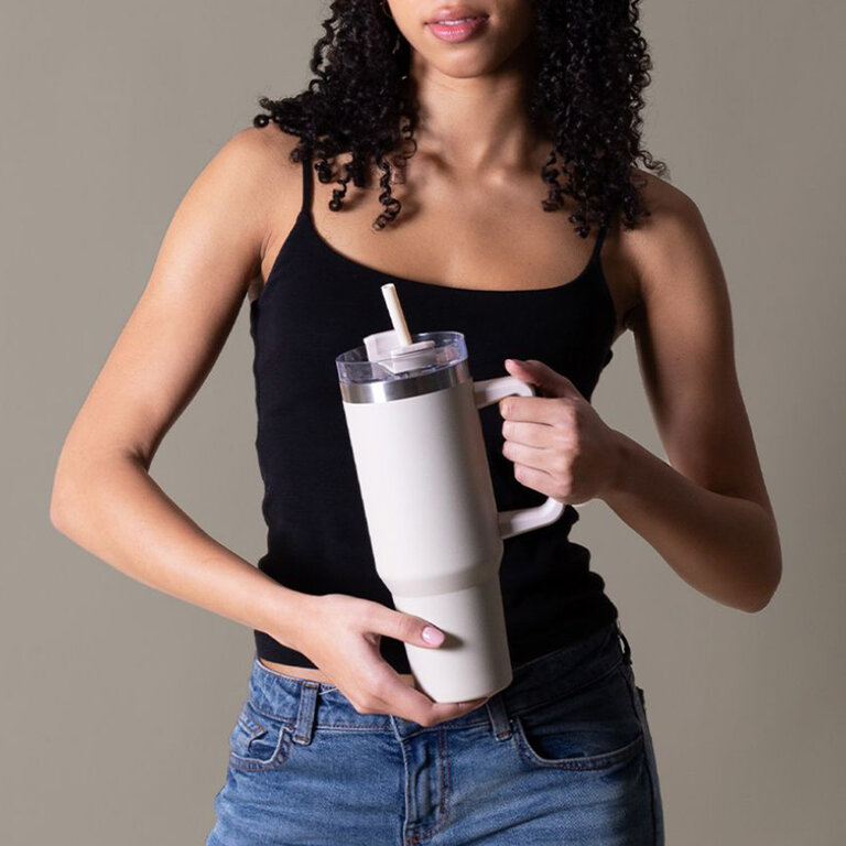 Mug isotherme publicitaire avec anse et paille - Parta | pandacolach - 2