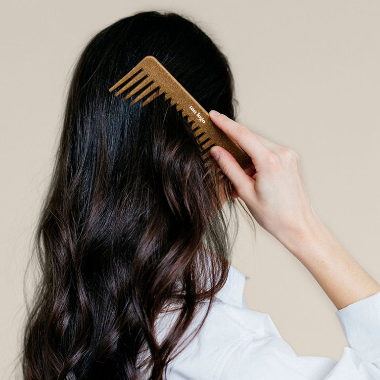 Peigne personnalisé en fibre de coco - Kala | pandacola