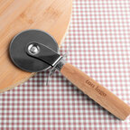 Coupe pizza publicitaire avec manche en bois - Liam | pandacolach - thumb - 1