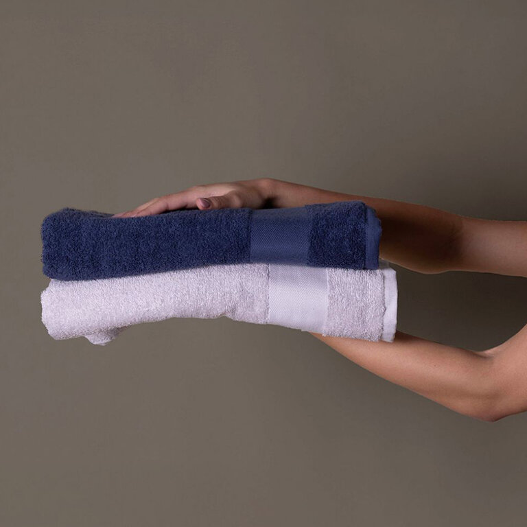 Serviette personnalisée en coton 140 x 70 cm - Causa | pandacola