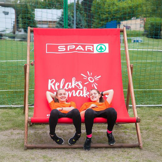 Chilienne en bois publicitaire géante 160 x 170 x 8 cm - Manny | pandacolach - 1