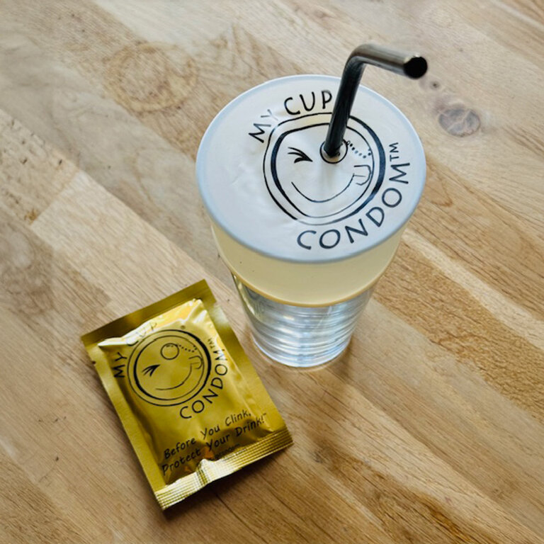 Protection de verre anti drogue personnalisable - My Cup Condom™ | pandacola - 2