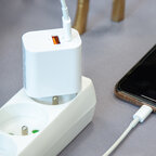 Chargeur secteur personnalisable – USB Type-C 15W + USB-A - Suko | pandacola - thumb - 1