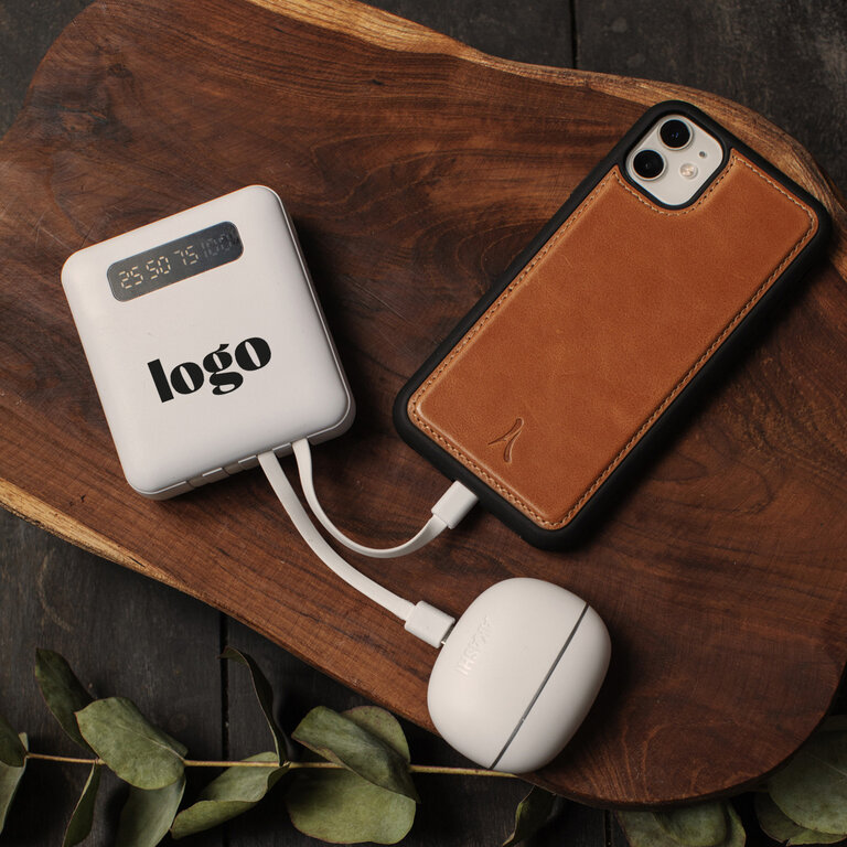 Batterie de secours personnalisable 10 000 mAh avec 4 câbles intégrés – Heiho | pandacolach