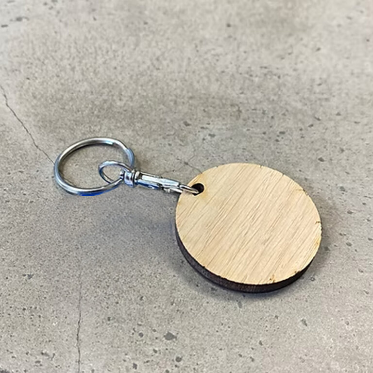 Porte-clés en bois de peuplier personnalisable made in France - Tilia | pandacolach - 1