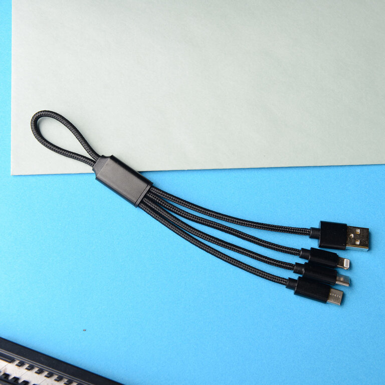 Kit essentiel batterie et câble personnalisable – Okan | pandacolach