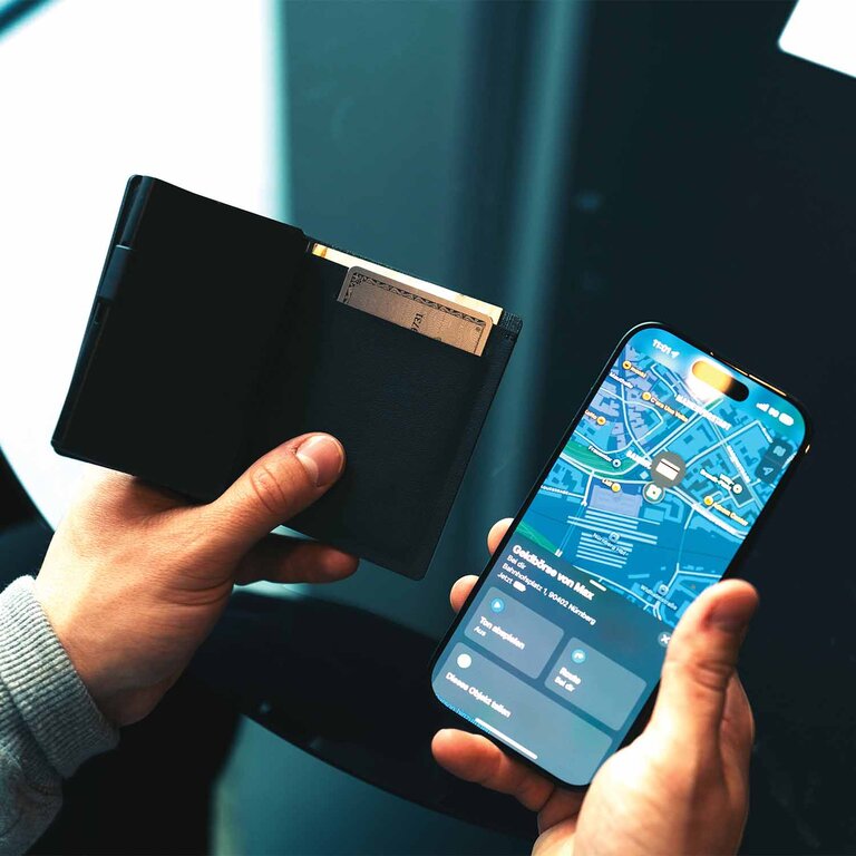 Porte-cartes connecté personnalisable en polyester recyclé - CardoTrace | pandacolach - 2