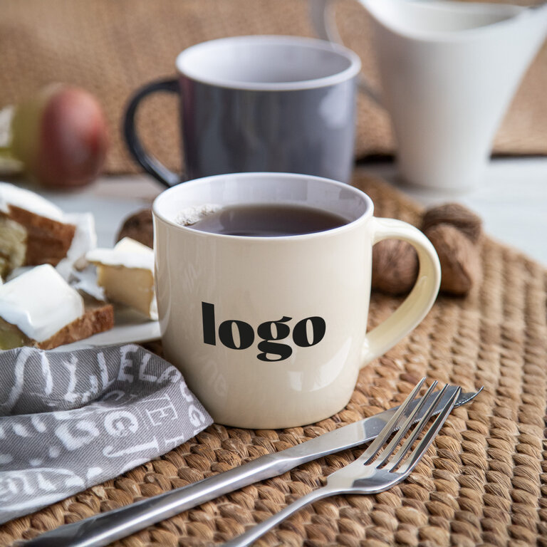 Mug personnalisé en céramique avec intérieur blanc 370 ml - Lona | pandacolach