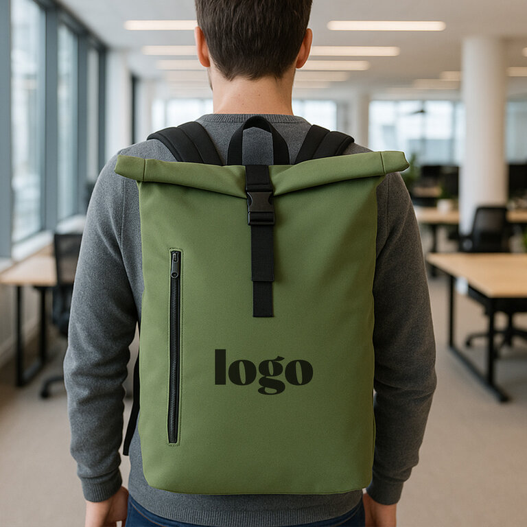 Sac à dos roll-top personnalisable 20L en R-PET 600D – Loopin | pandacolach