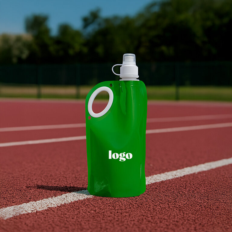 Gourde publicitaire pliable bouchon sport et mousqueton 750 ml - Fitta | pandacolach