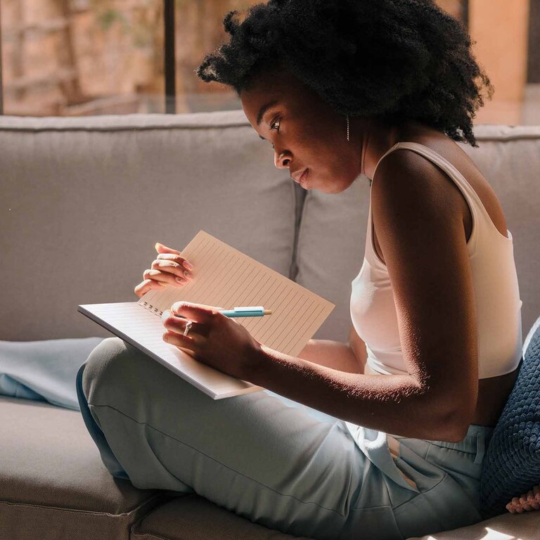 Carnet A5 à spirale personnalisable 160 pages lignées en carton recyclé - Girardinu | pandacolach - 2