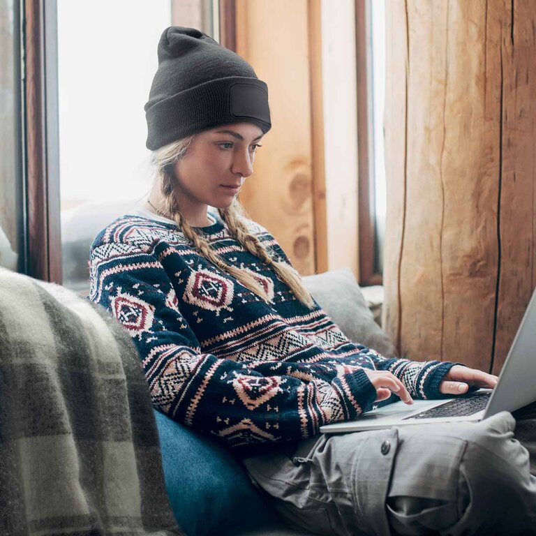 Bonnet revers etiquette personnalisé en rPET - Capnuto | pandacolach - 2