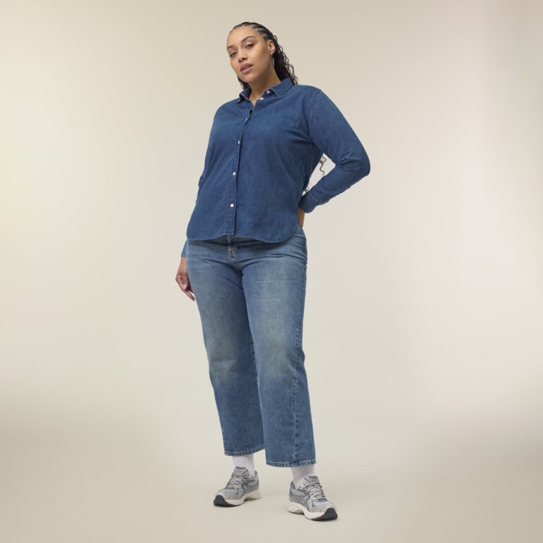 Chemise femme en jean personnalisé Businesswear - Stella Denim Shirt | pandacola - 1