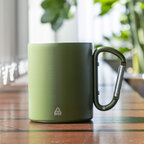 Mug personnalisable double paroi en acier recyclé avec poignée mousqueton 300 ml - Hacroche Recyclé | pandacola - thumb - 1